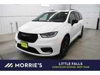 2024 Chrysler Pacifica White, new