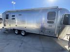 2024 Airstream Globetrotter 25FB Twin 25ft