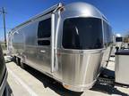 2024 Airstream International 27FB Queen 28ft