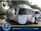 2024 Airstream Flying Cloud 25FB Twin 25ft