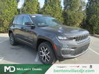 2024 Jeep grand cherokee Gray, new