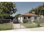 905 N Hickory Ave Compton, CA -