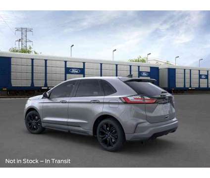 2024 Ford Edge SE is a Grey 2024 Ford Edge SE SUV in Lowell IN