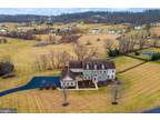 15058 Bankfield Dr, Waterford, VA 20197