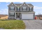 2156 Vineyard Rd, Falling Waters, WV 25419