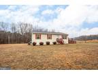 6310 Frazier Ln, Woodford, VA 22580