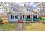 19310 Weaver Rd, Triangle, VA 22172