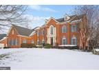 1365 Hardison Ln, McLean, VA 22102