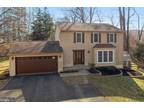 859 Moffett Forge Rd, Herndon, VA 20170