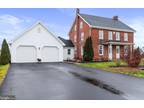 18941 Amesbury Rd, Hagerstown, MD 21742