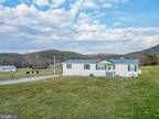 125 Wintergreen Dr, Luray, VA 22835