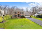 10605 Winslow Dr, Fairfax Station, VA 22039