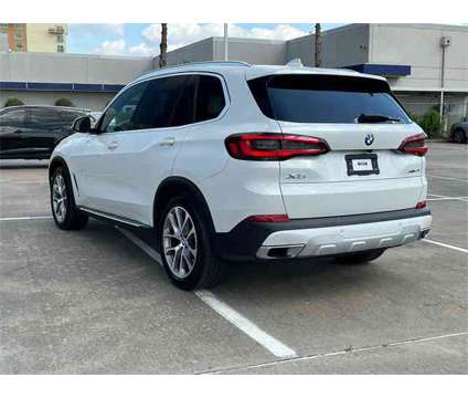 2023 BMW X5 xDrive40i is a White 2023 BMW X5 4.8is SUV in Houston TX