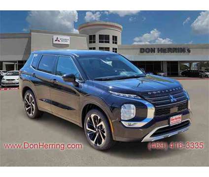 2024 Mitsubishi Outlander SE is a Black 2024 Mitsubishi Outlander SE SUV in Plano TX