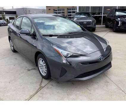 2017 Toyota Prius Four is a Grey 2017 Toyota Prius Four Hatchback in Avon IN