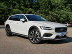 2020 Volvo V60 Cross Country T5