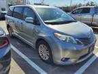 2017 Toyota Sienna XLE Premium 8-Passenger