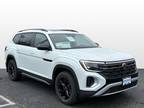 2024 Volkswagen Atlas Peak Edition SEL 4Motion