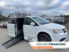 2017 Dodge grand caravan White, 22K miles