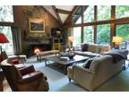 Spacious 5 Bedrooms Chalet, Stratton