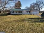 115 Judy Dr, Falling Waters, WV 25419