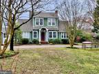 720 S Water Ln, Tappahannock, VA 22560