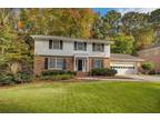 1712 Parliament Dr, Dunwoody, GA 30338