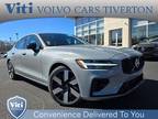 2024 Volvo S60 Recharge T8 Ultimate Dark Theme