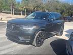 2021 Volvo XC90 T6 Momentum 7-Passenger