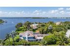 Home For Sale In Vero Beach, Florida