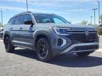 2024 Volkswagen Atlas Peak Edition SE 4Motion