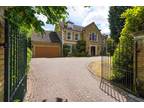 5 bedroom property to let in Cavendish Road, Weybridge, KT13 - £8,000 pcm
