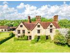 8 bedroom property for sale in Radclive, Buckingham, MK18 - Guide price