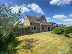 3 bedroom property for sale in Bitterne Way, Lymington, Hampshire
