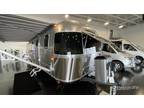 2024 Airstream Classic 33FB