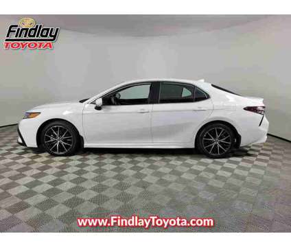 2023UsedToyotaUsedCamry is a Silver 2023 Toyota Camry SE Sedan in Henderson NV