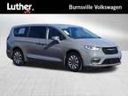 2022 Chrysler Pacifica Hybrid Gray, 70K miles