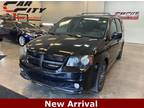 2017 Dodge grand caravan Black, 68K miles