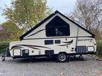 2016 Forest River Rockwood Hard Side 20ft