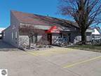 Traverse City, High Traffic Location - Great investment