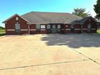 Available Property in Van Alstyne, TX