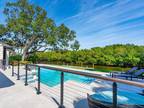 5322 Siesta Cove Dr, Sarasota, FL 34242