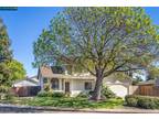 440 Wintergreen Dr, Brentwood, CA 94513