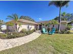 1569 Carrolwood Dr, Sarasota, FL 34232