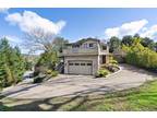 1 Ardilla Rd, Orinda, CA 94563