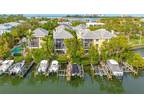 3948 Somerset Dr #3, Sarasota, FL 34242