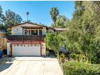 1111 Del Robles Pl, Simi Valley, CA 93063