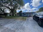 4689 SW 28th Ave, Dania Beach, FL 33312