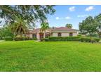 8326 Misty Wood Ct, Sarasota, FL 34241