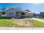 1750 E St, Livingston, CA 95334